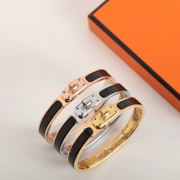 <MAGIC>HM KELLY BLACK BRACELET